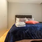 Premium Style Apt By Porto City Hosts